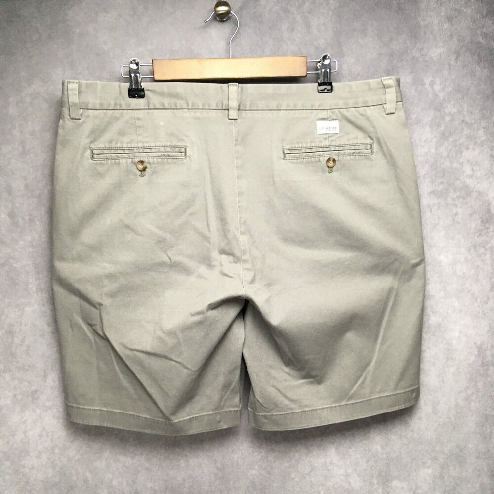 Vineyard Vines Men Breaker Shorts size 38 Gray Flat Front Pockets Stretch Casual